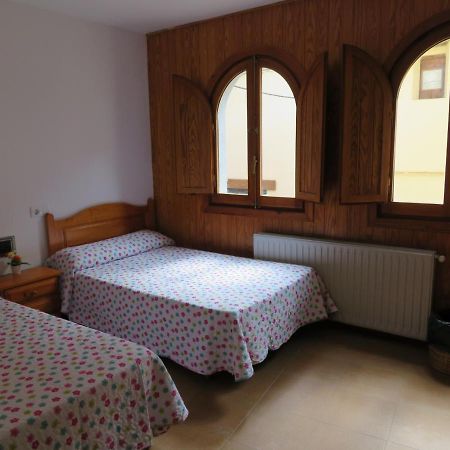Meson La Lonja Hotel Herbes Екстериор снимка