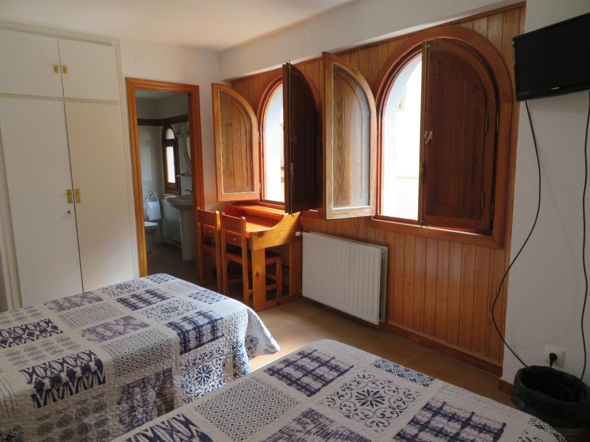 Meson La Lonja Hotel Herbes Екстериор снимка
