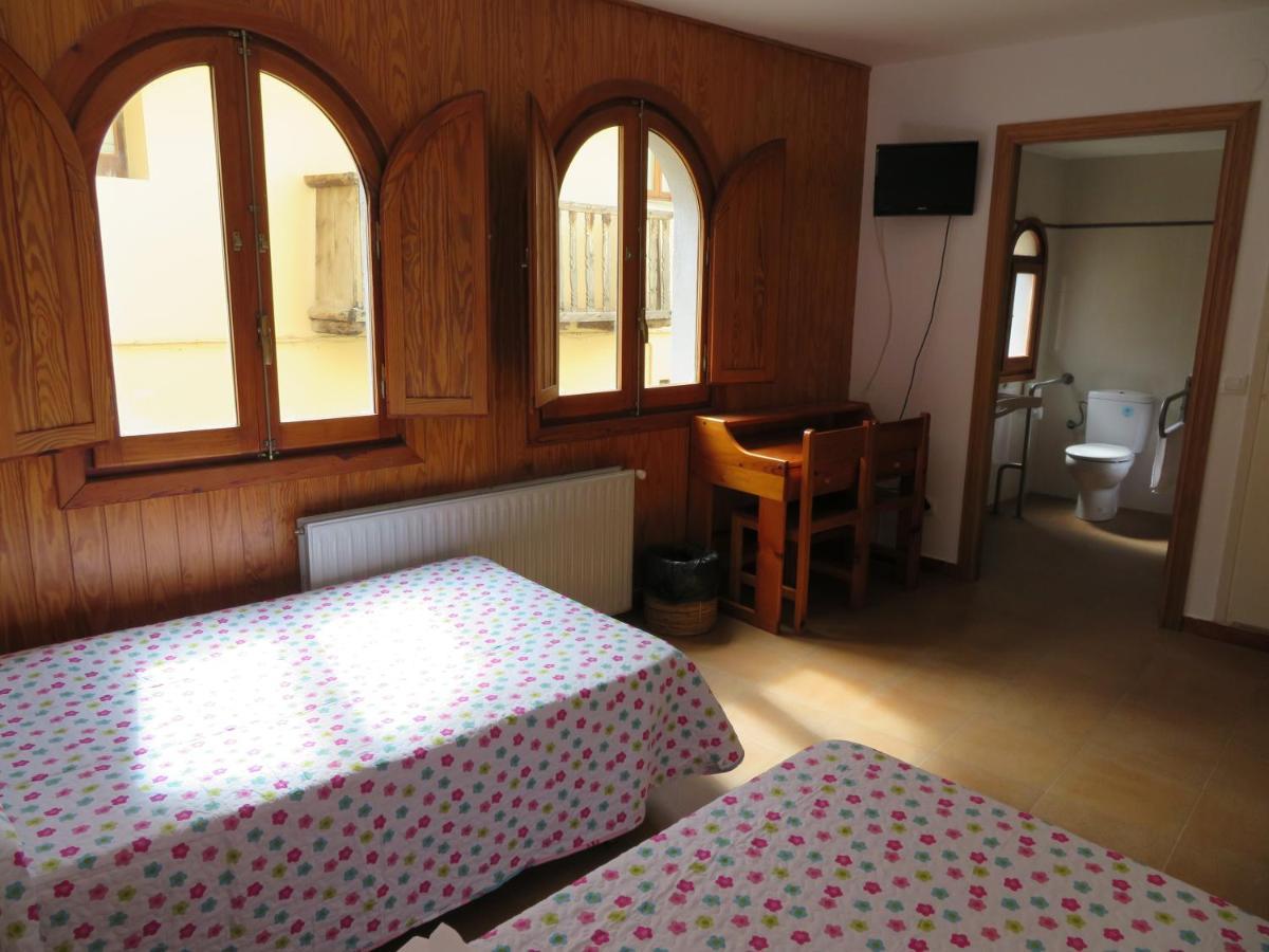 Meson La Lonja Hotel Herbes Екстериор снимка